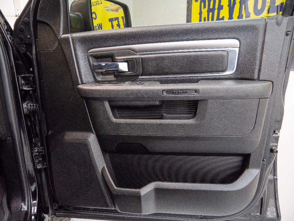 2021 RAM 1500 Classic SLT