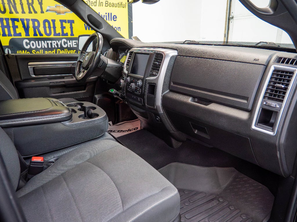 2021 RAM 1500 Classic SLT