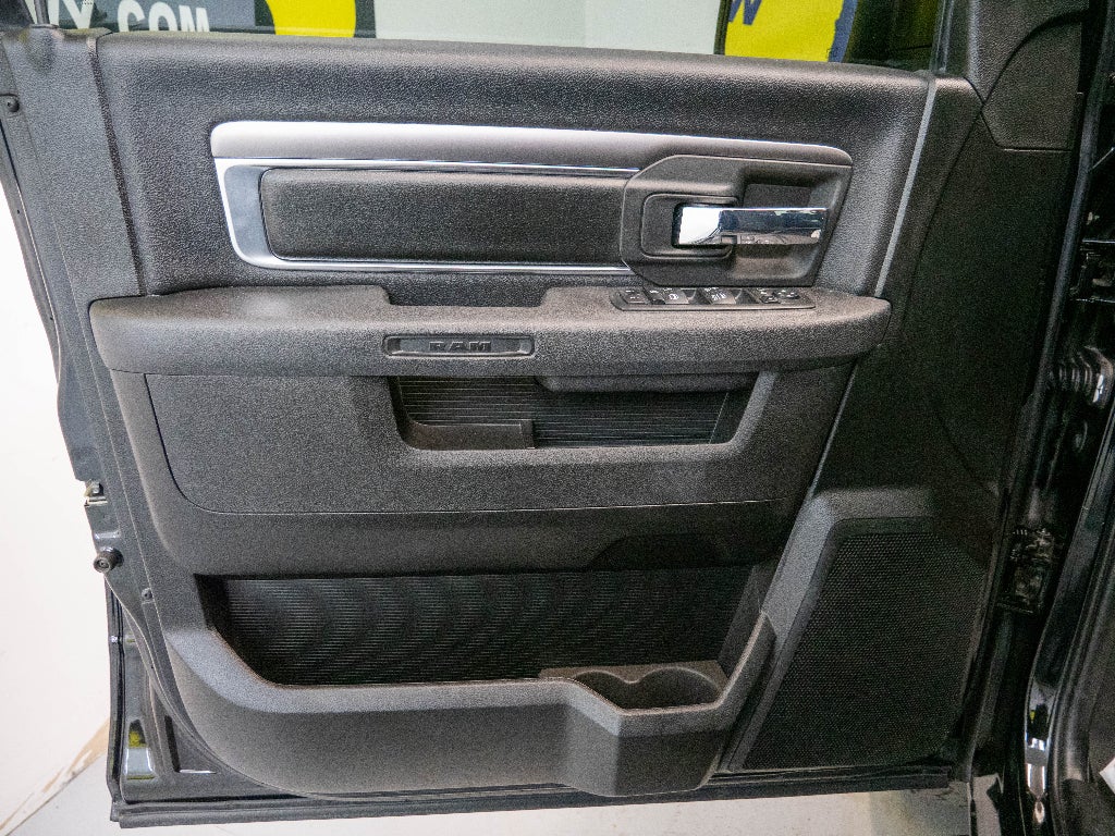 2021 RAM 1500 Classic SLT