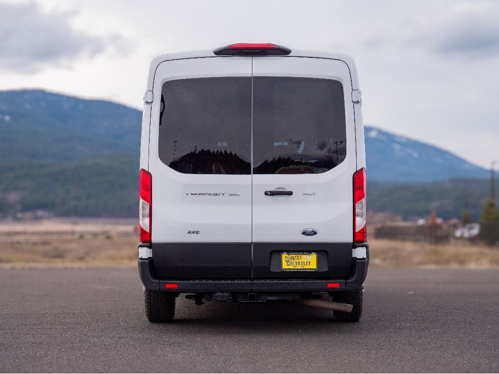 2022 Ford Transit Passenger Wagon XL