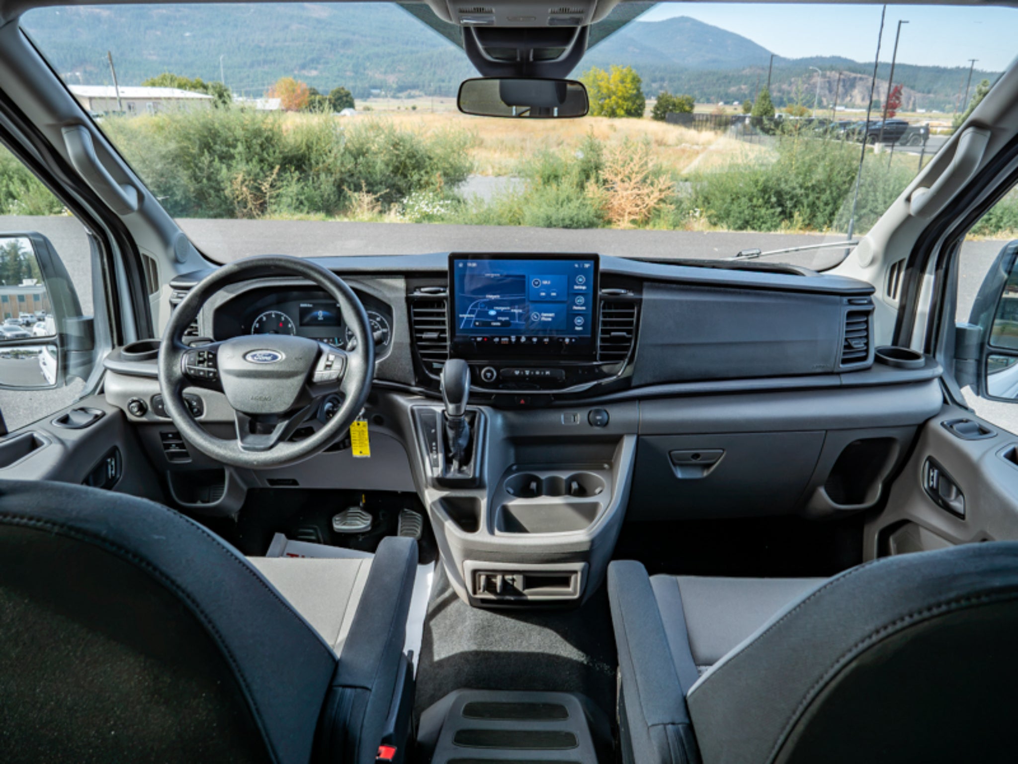 2025 Ford Transit Passenger Wagon XL