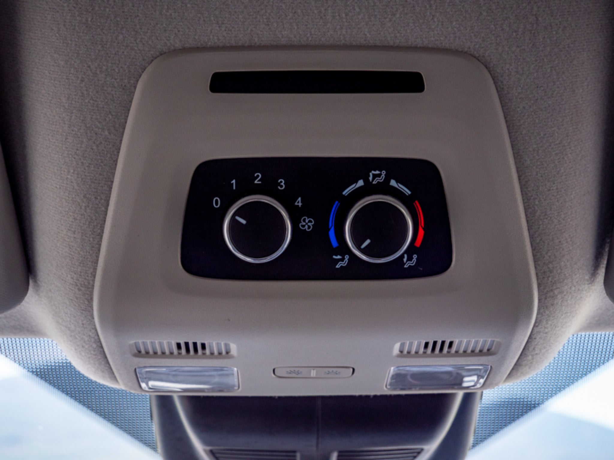2025 Ford Transit Passenger Wagon XL
