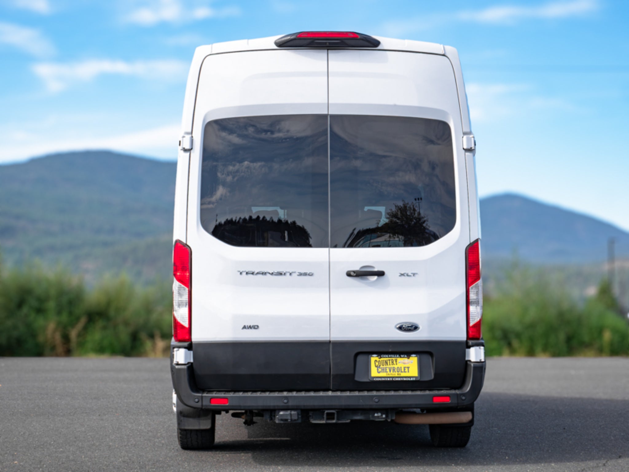 2025 Ford Transit Passenger Wagon XL
