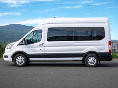 2025 Ford Transit Passenger Wagon XL