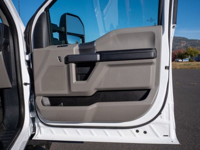 2022 Ford Super Duty F-350 SRW XL