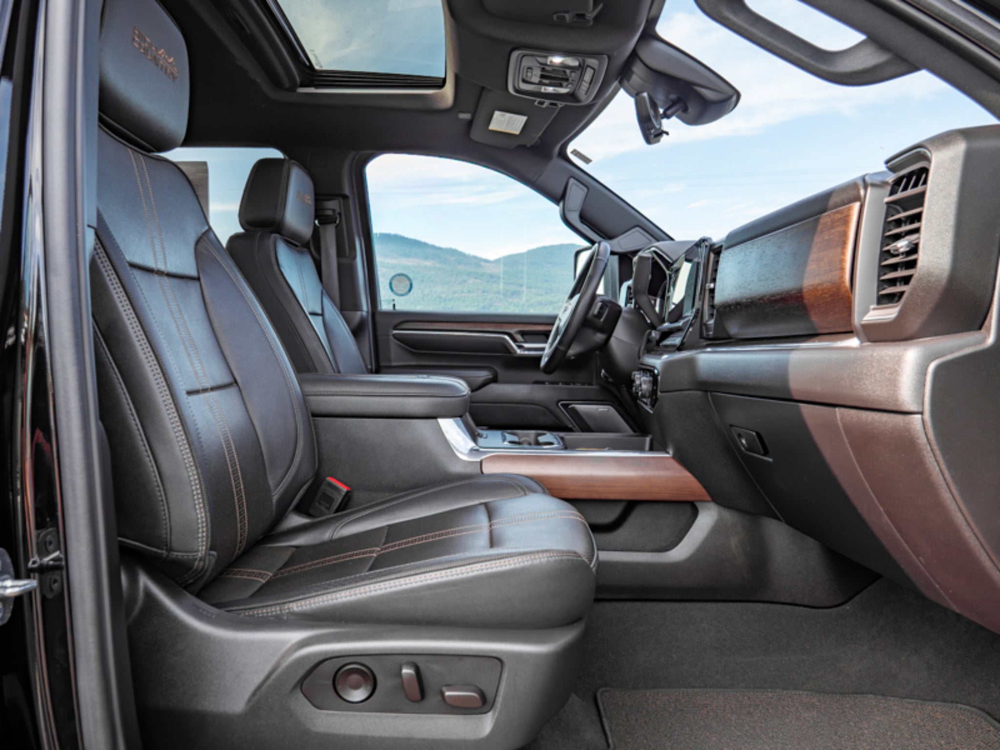 2024 Chevrolet Silverado 3500 HD High Country