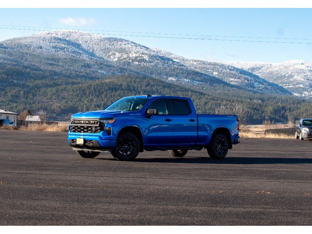 2025 Chevrolet Silverado 1500 Custom