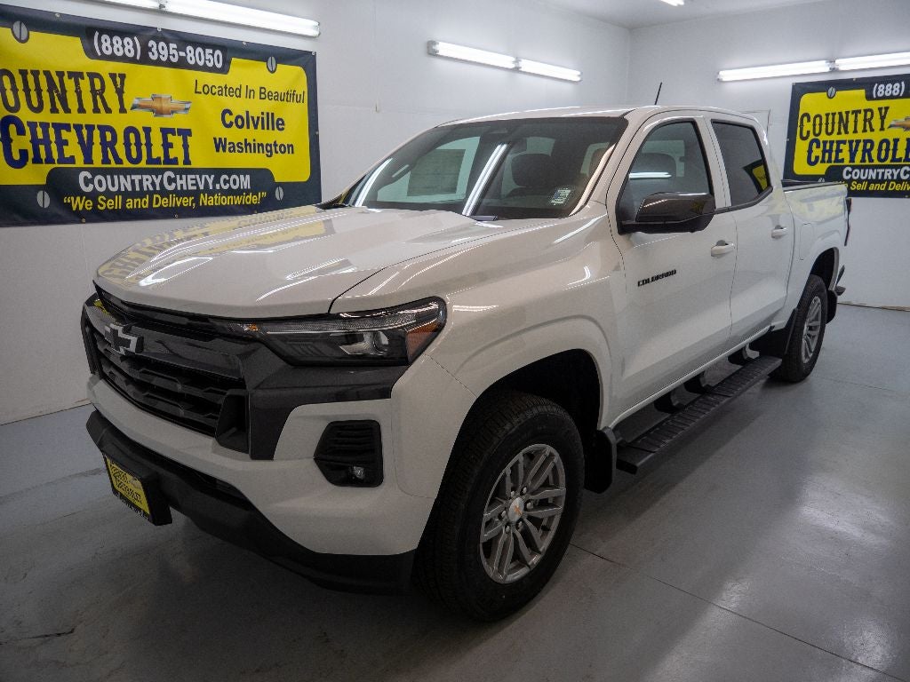 2025 Chevrolet Colorado WT/LT
