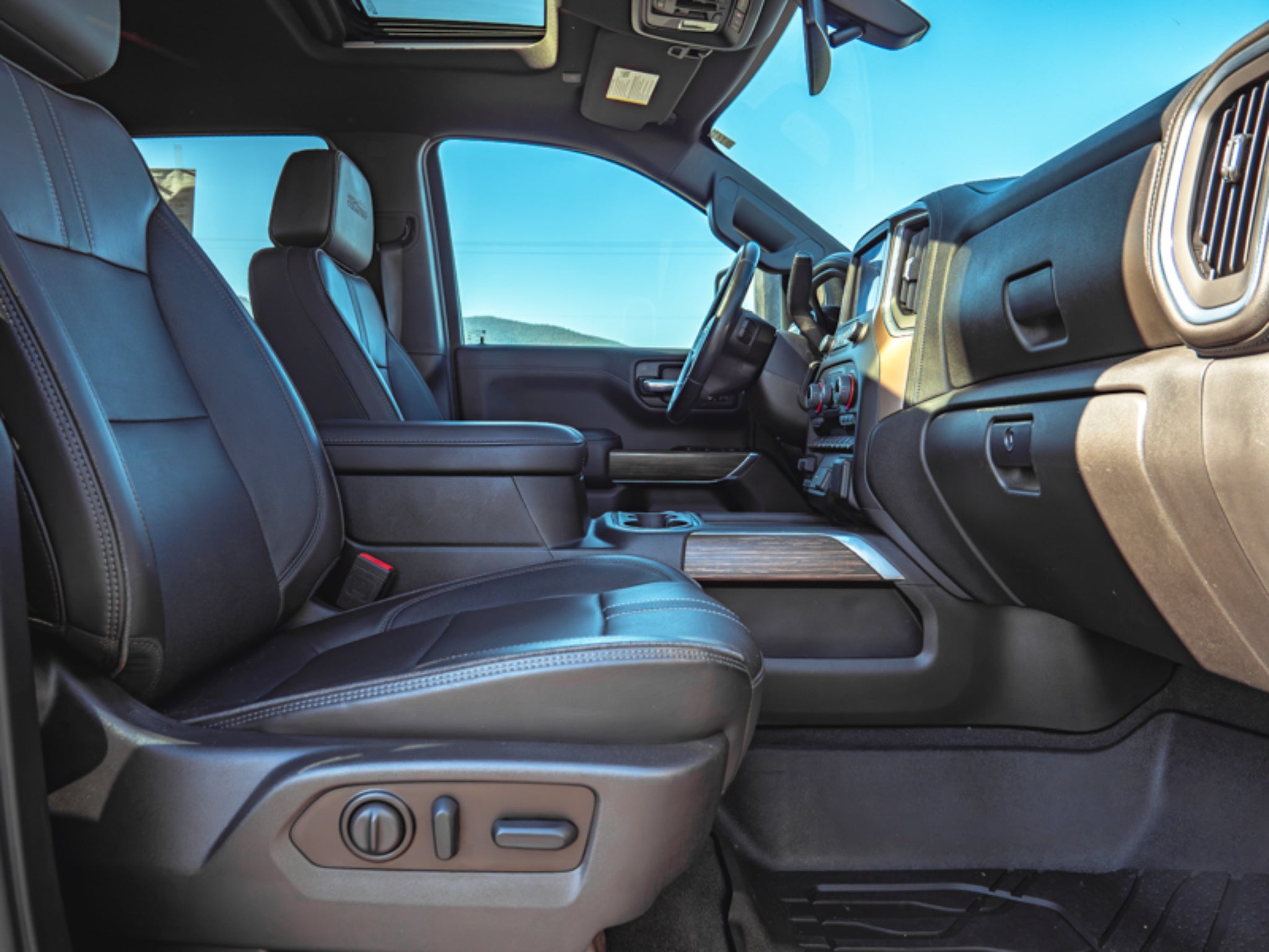 2022 Chevrolet Silverado 1500 LTD High Country
