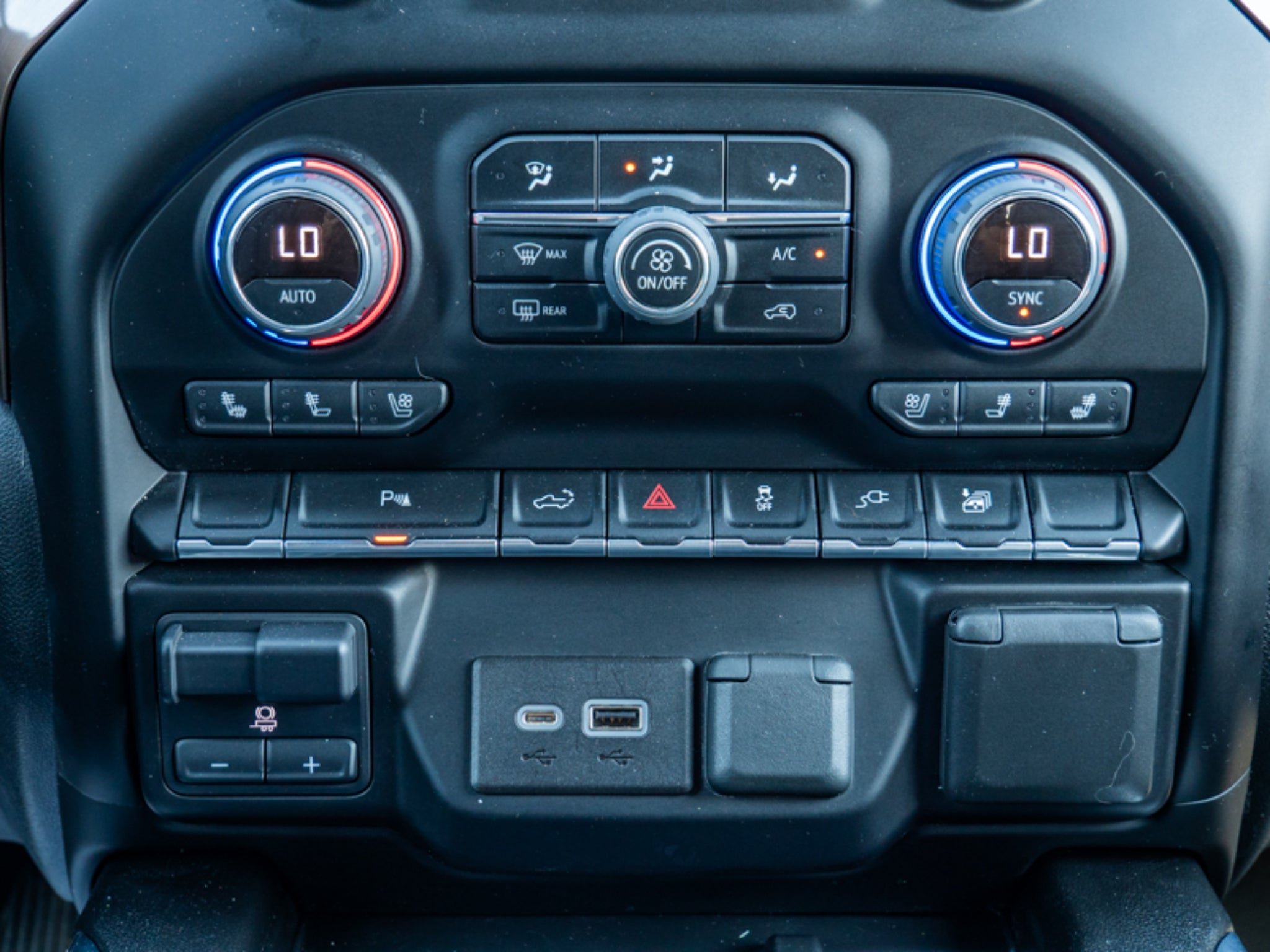 2022 Chevrolet Silverado 1500 LTD High Country
