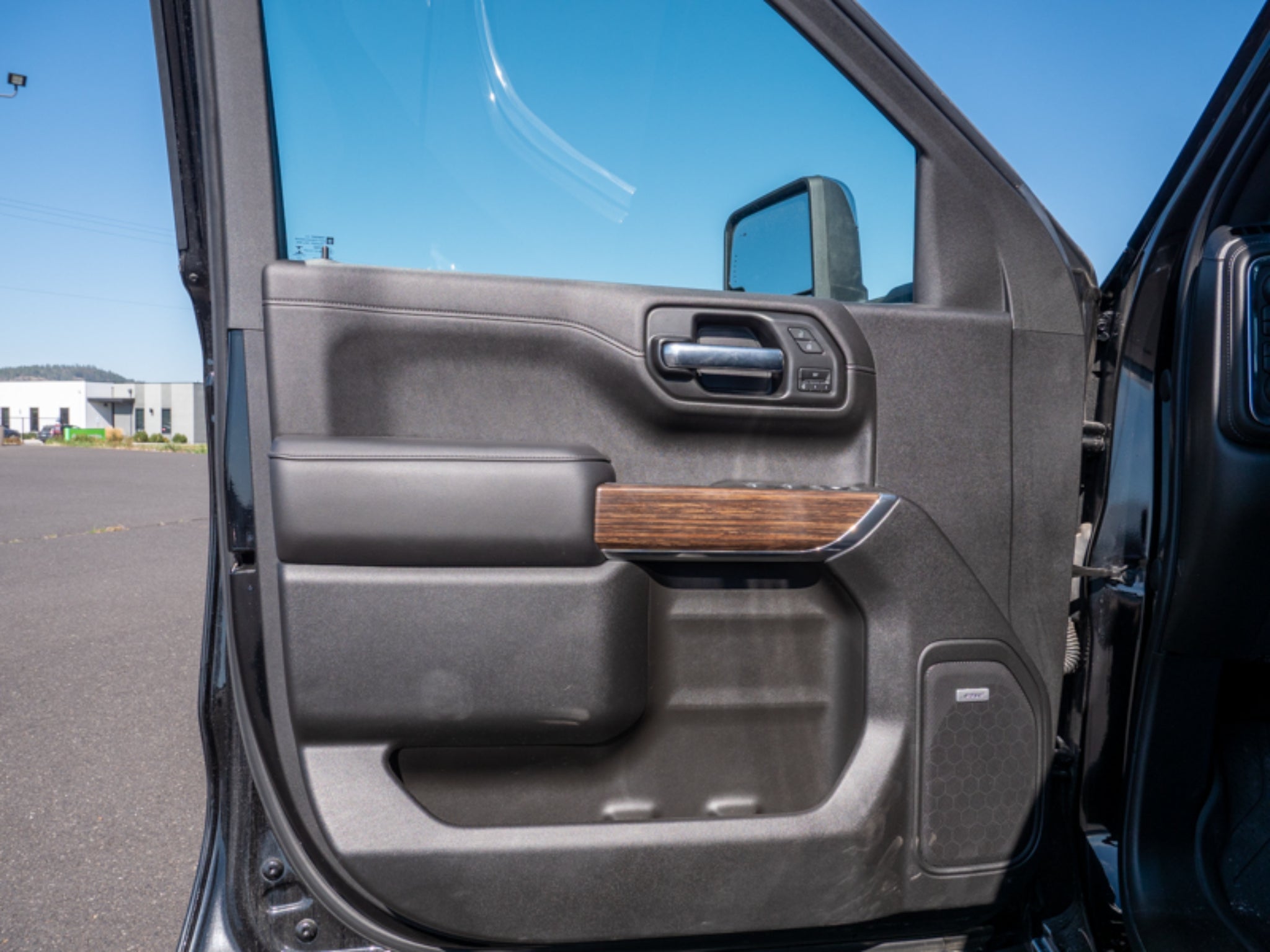 2022 Chevrolet Silverado 1500 LTD High Country