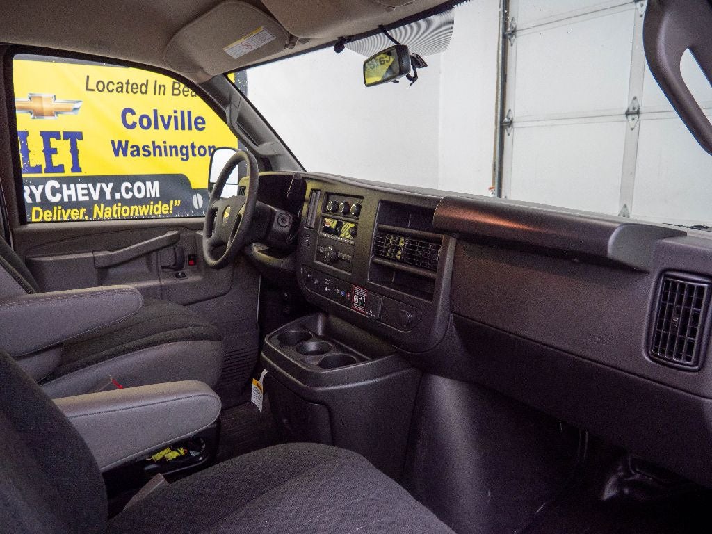 2025 Chevrolet Express Cargo 2500 WT