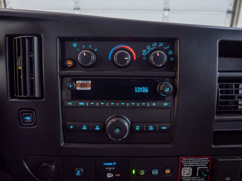 2025 Chevrolet Express Cargo 2500 WT