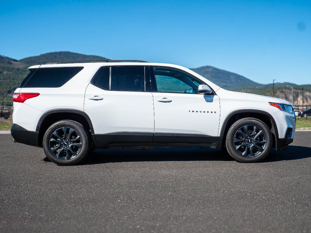 2021 Chevrolet Traverse RS