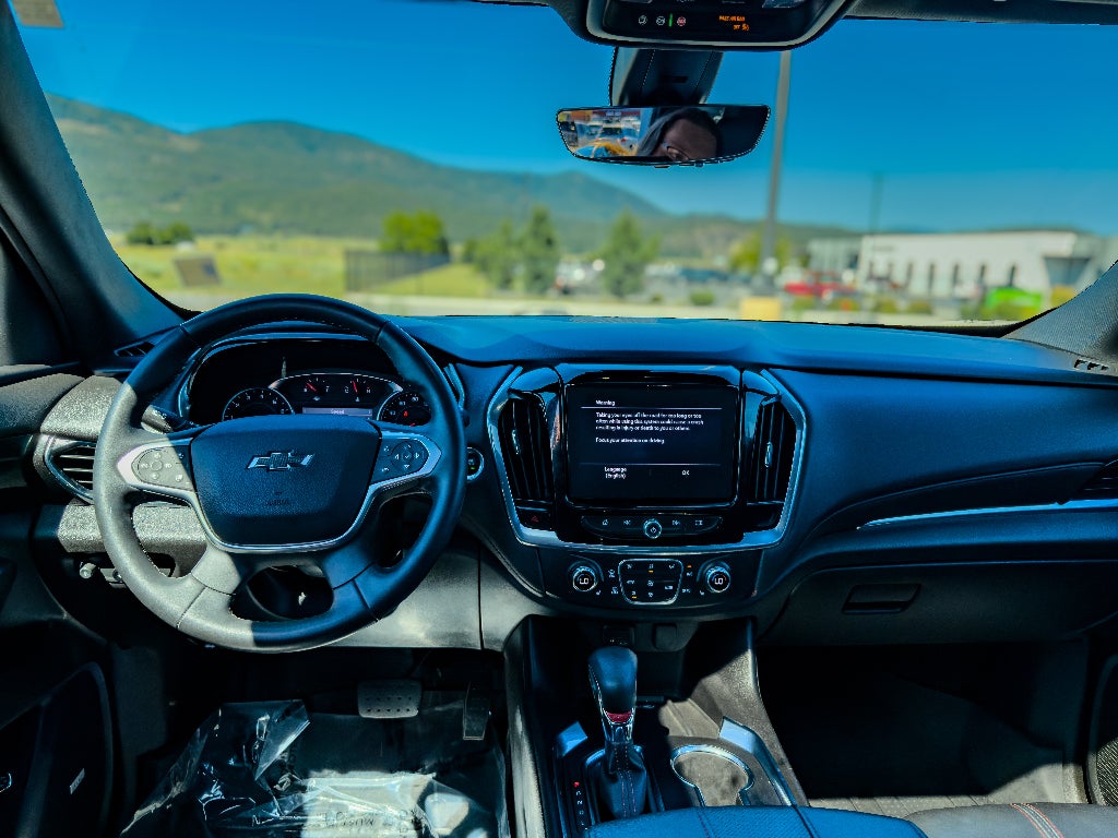 2023 Chevrolet Traverse RS