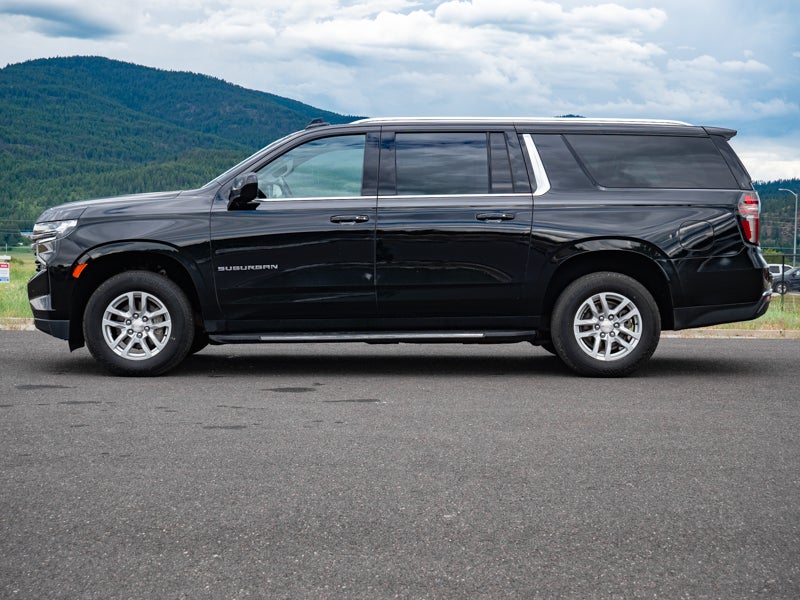 2024 Chevrolet Suburban LT