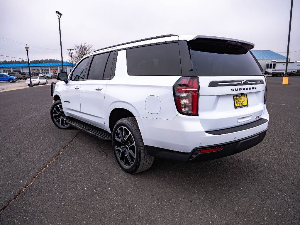 2024 Chevrolet Suburban RST