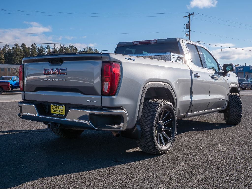 2023 GMC Sierra 1500 SLE