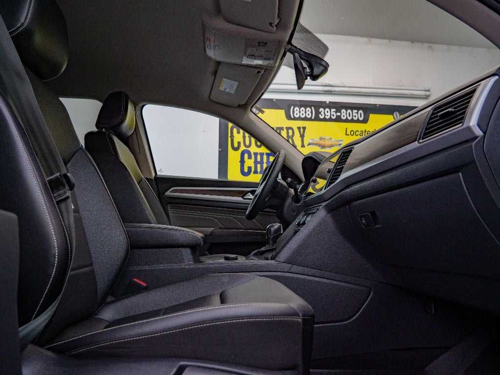 2021 Volkswagen Atlas 3.6L V6 SE w/Technology