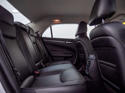 2023 Chrysler 300 Touring L