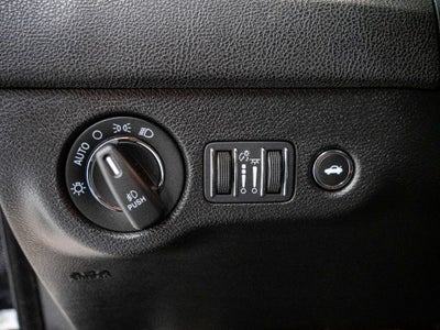 2023 Chrysler 300 Touring L