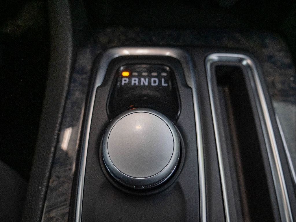 2023 Chrysler 300 Touring L