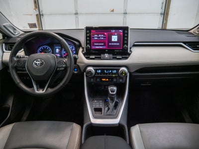 2022 Toyota RAV4 XLE Premium