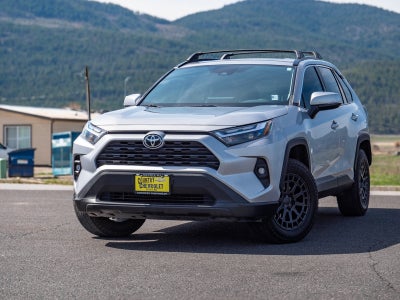 2022 Toyota RAV4 XLE Premium