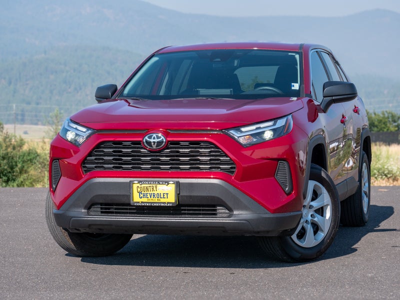 2025 Toyota RAV4 LE