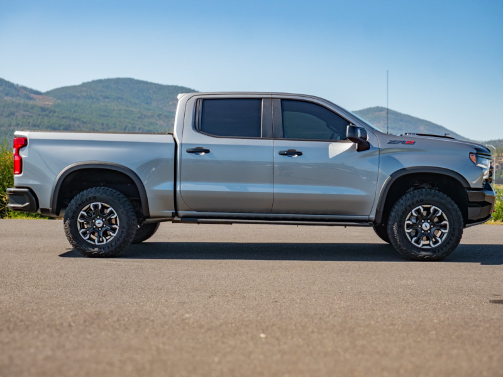 2023 Chevrolet Silverado 1500 ZR2