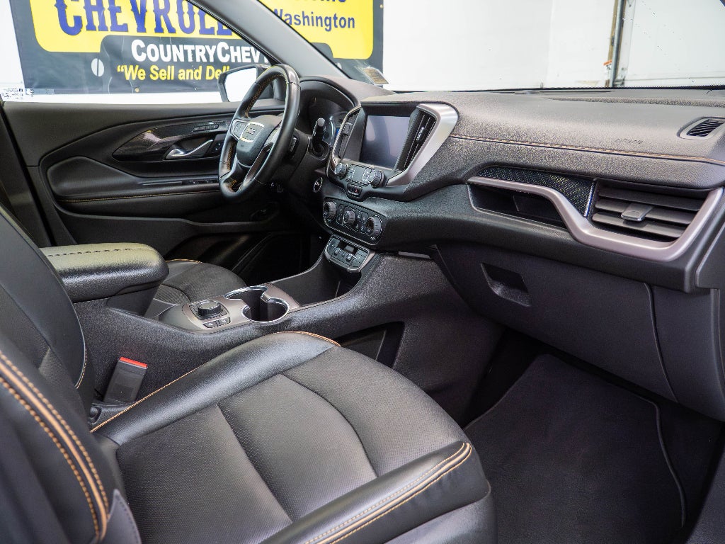 2023 GMC Terrain AT4