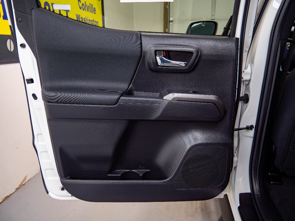 2022 Toyota Tacoma 4WD SR5