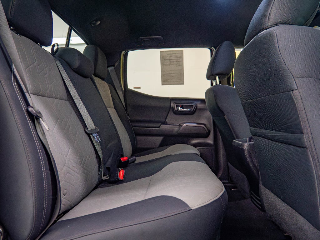 2022 Toyota Tacoma 4WD SR5