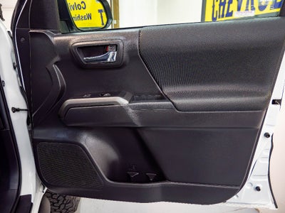 2022 Toyota Tacoma 4WD SR5