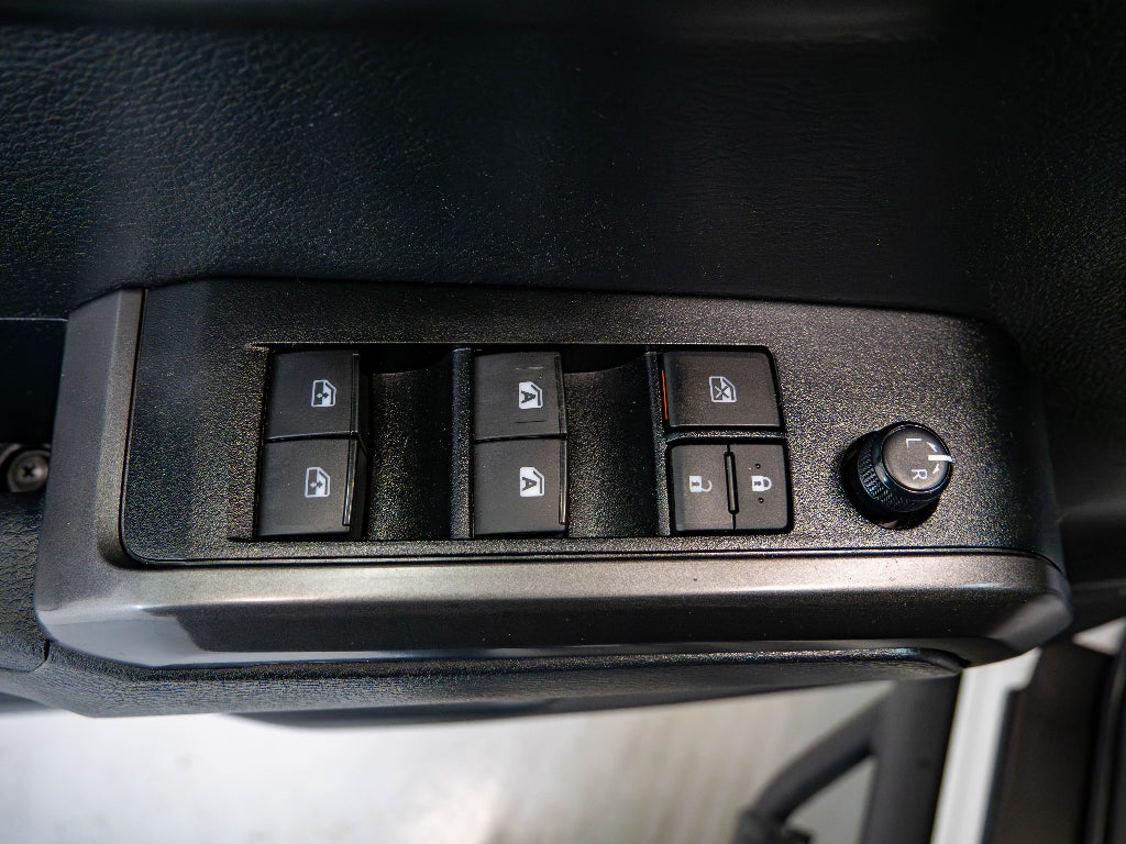 2022 Toyota Tacoma 4WD SR5