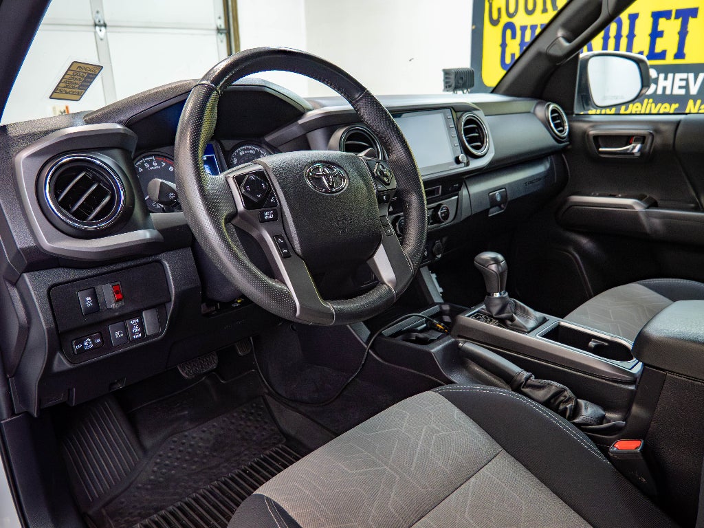 2022 Toyota Tacoma 4WD SR5