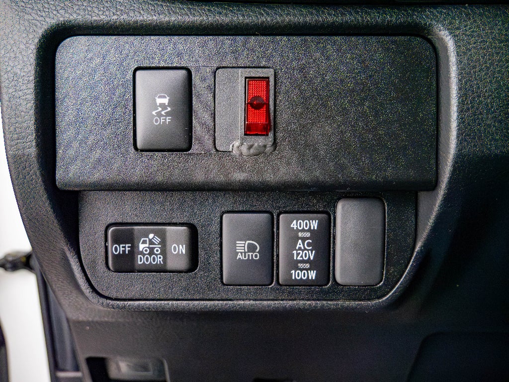 2022 Toyota Tacoma 4WD SR5