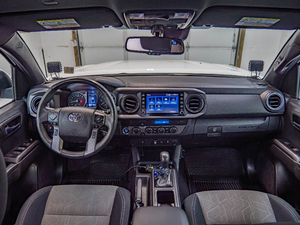 2022 Toyota Tacoma 4WD SR5