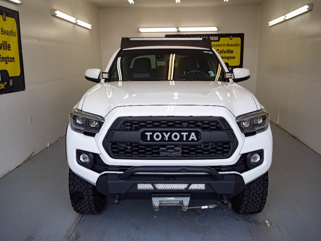 2022 Toyota Tacoma 4WD SR5