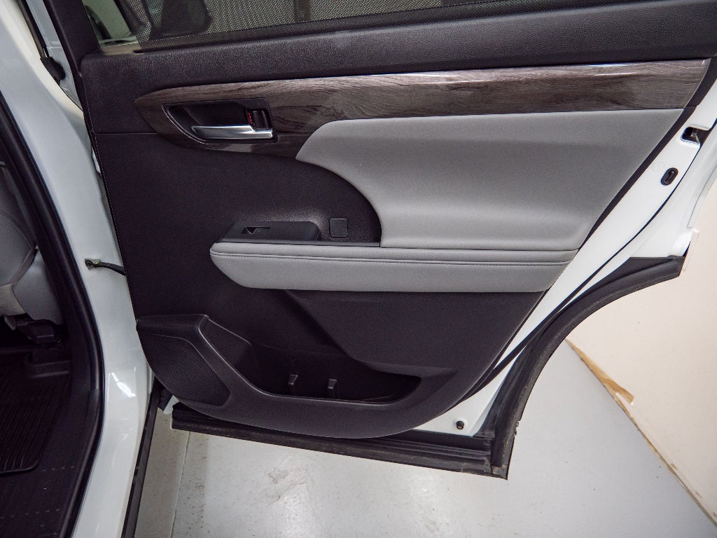 2022 Toyota Highlander Limited