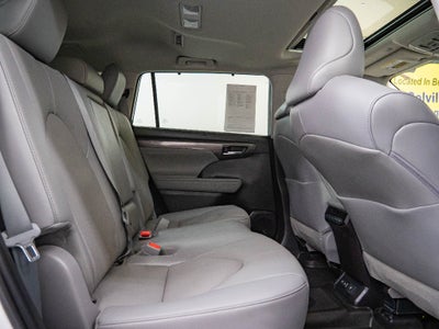 2022 Toyota Highlander Limited