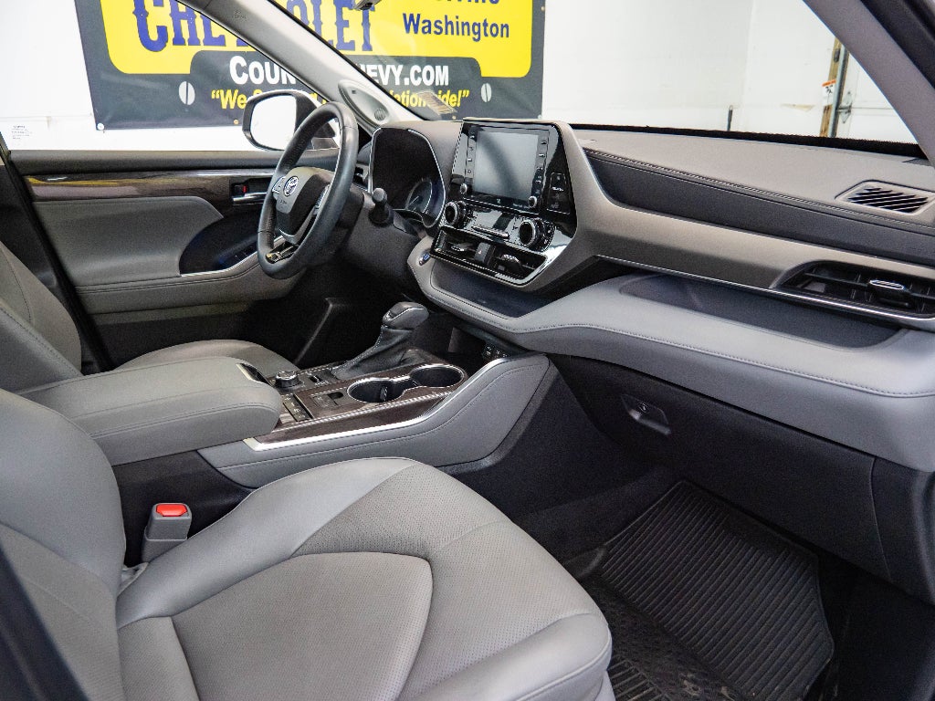 2022 Toyota Highlander Limited