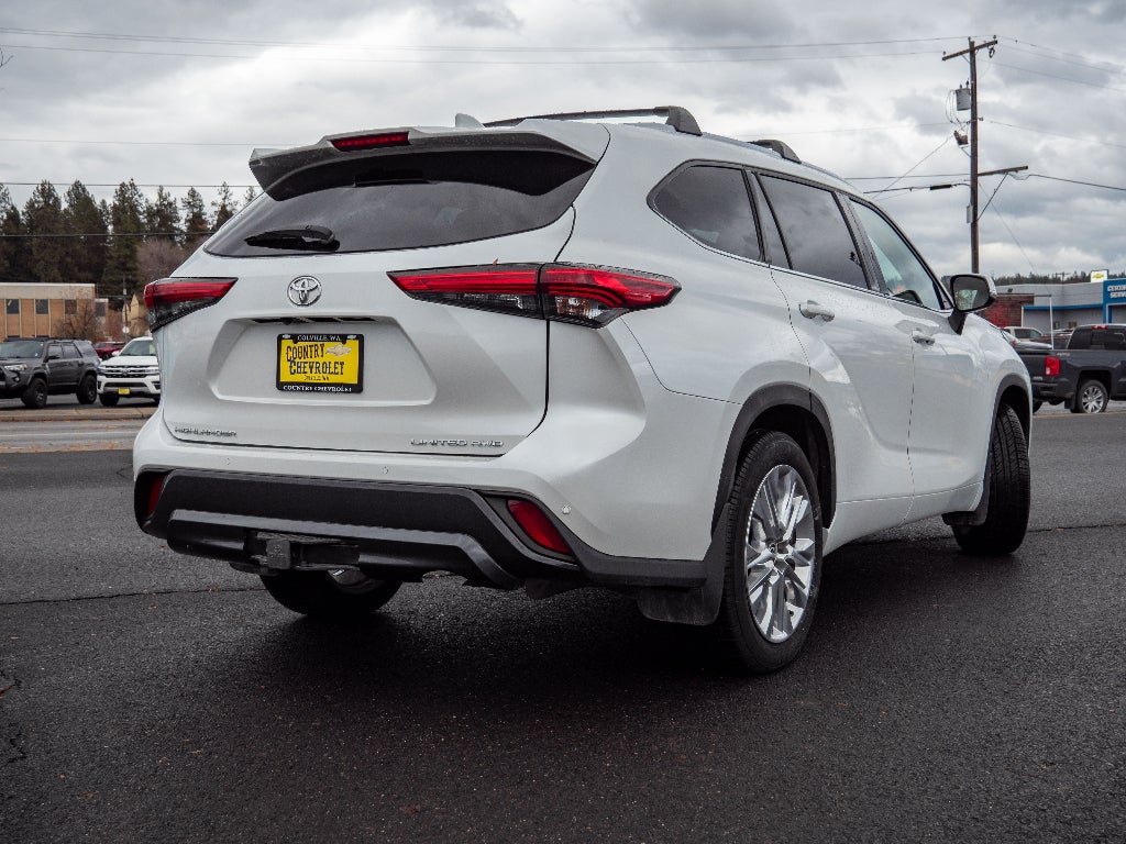 2022 Toyota Highlander Limited