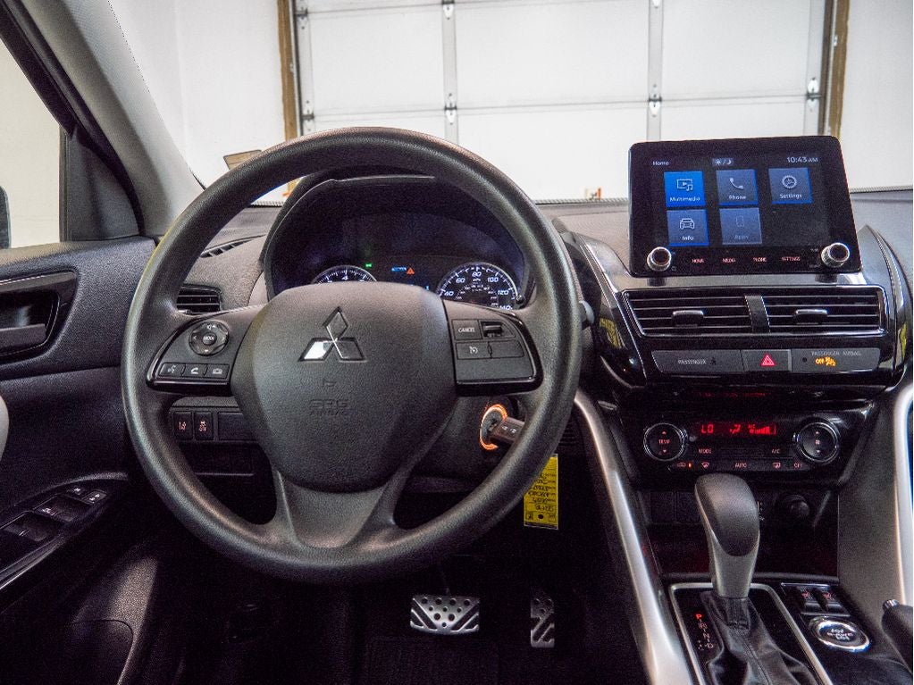 2023 Mitsubishi Eclipse Cross LE