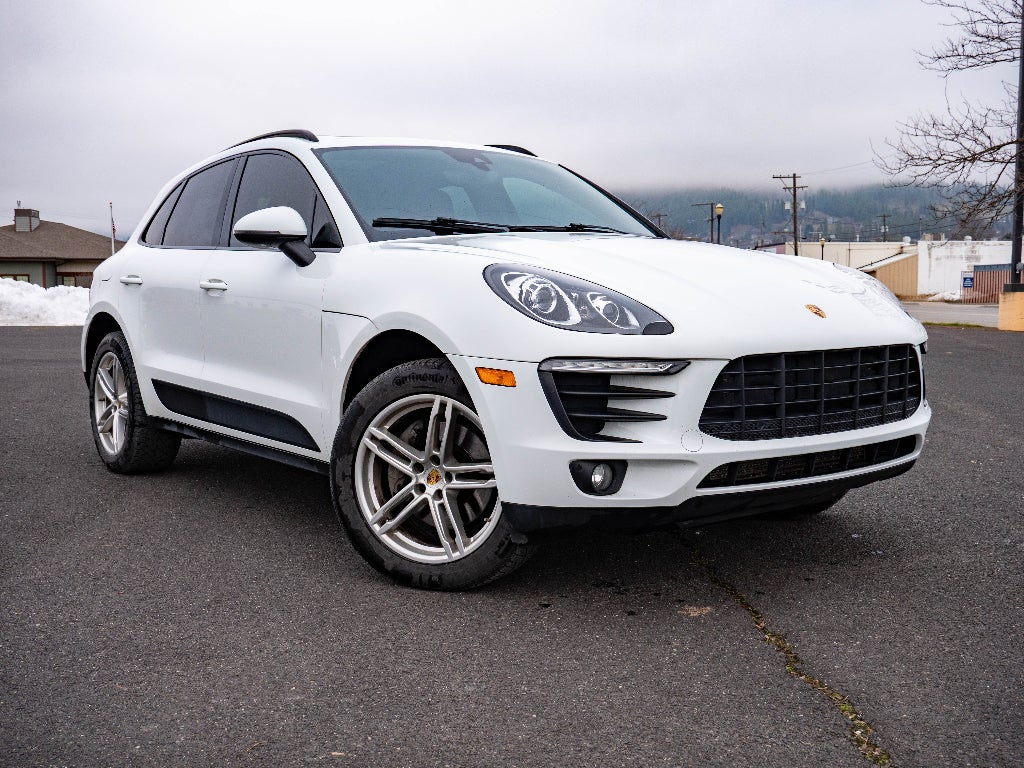 2017 Porsche Macan Base