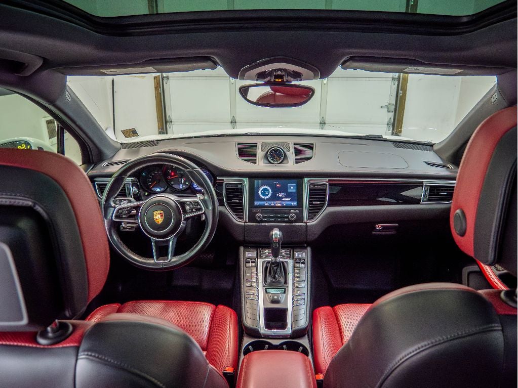 2017 Porsche Macan Base