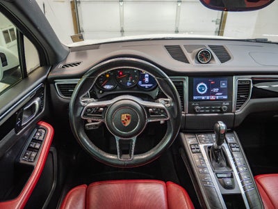 2017 Porsche Macan Base