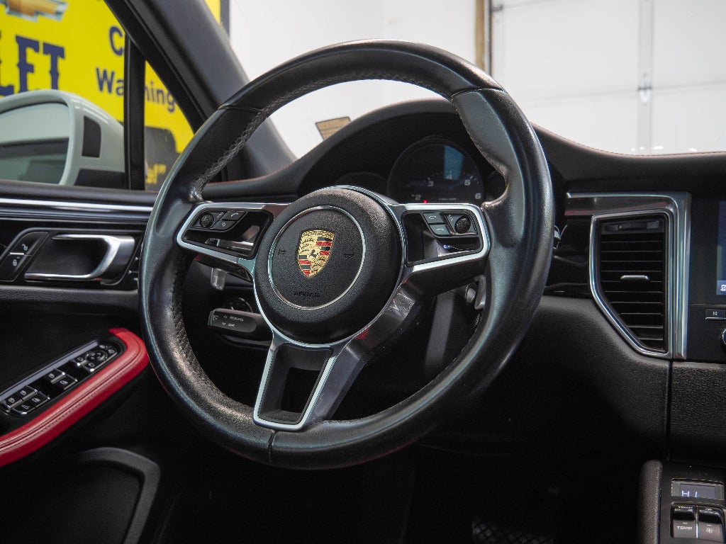 2017 Porsche Macan Base