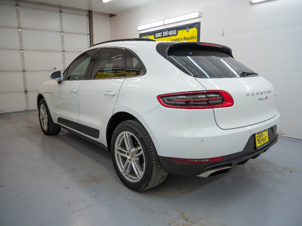 2017 Porsche Macan Base